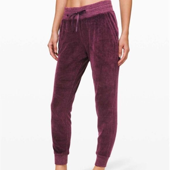 Lululemon Warm Down Jogger Velour Size 10 - Picture 1 of 6